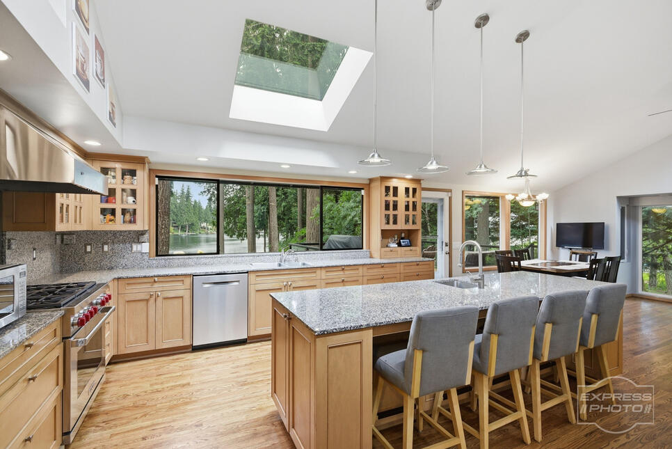 Sammamish Luxury Home Sammamish Luxury Home