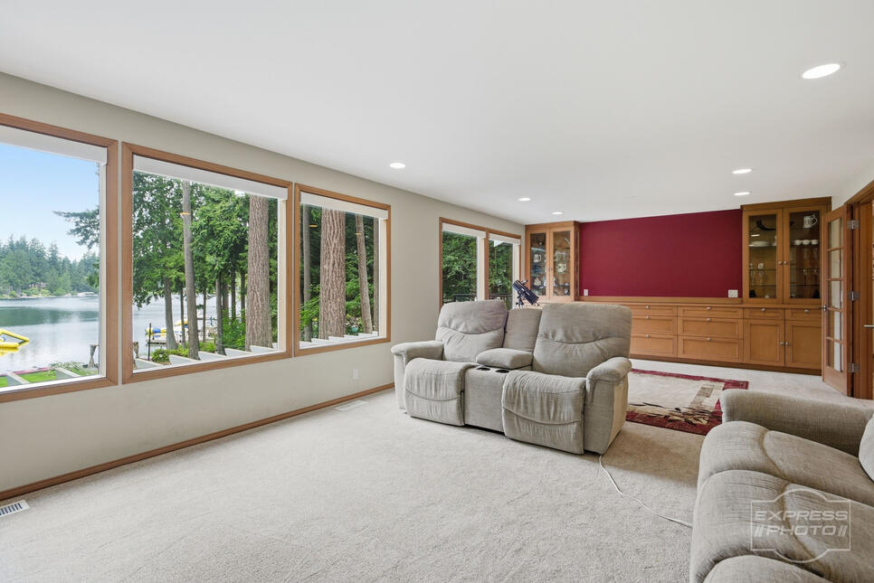 Sammamish Luxury Home Sammamish Luxury Home