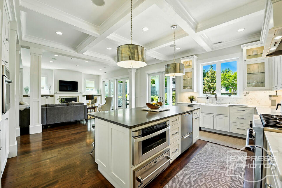 Bellevue Luxury Home Bellevue Luxury Home