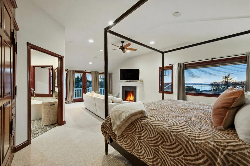 Kirkland Luxury Home Kirkland Luxury Home