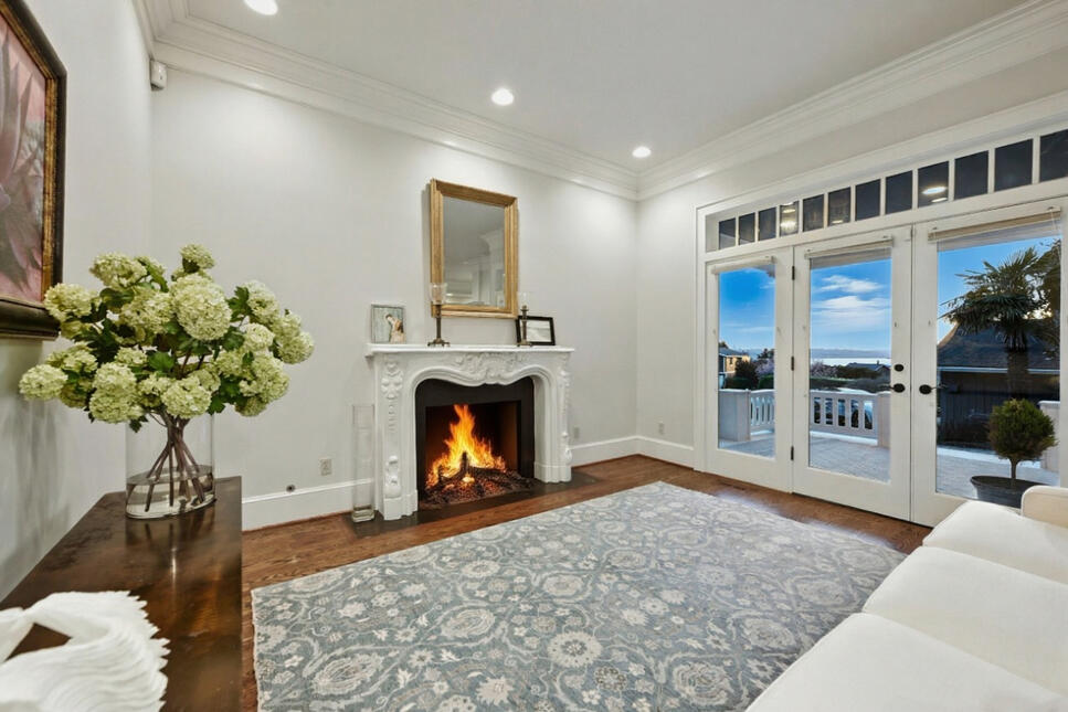 Kirkland Luxury Home Kirkland Luxury Home