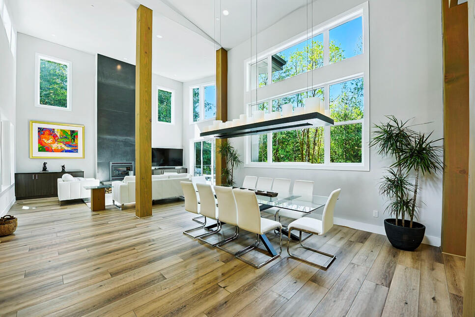 Custom Carnation Home