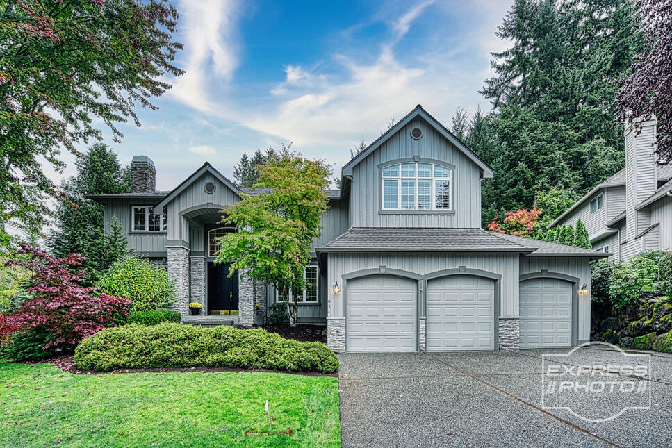 Redmond Luxury Home Redmond Luxury Home