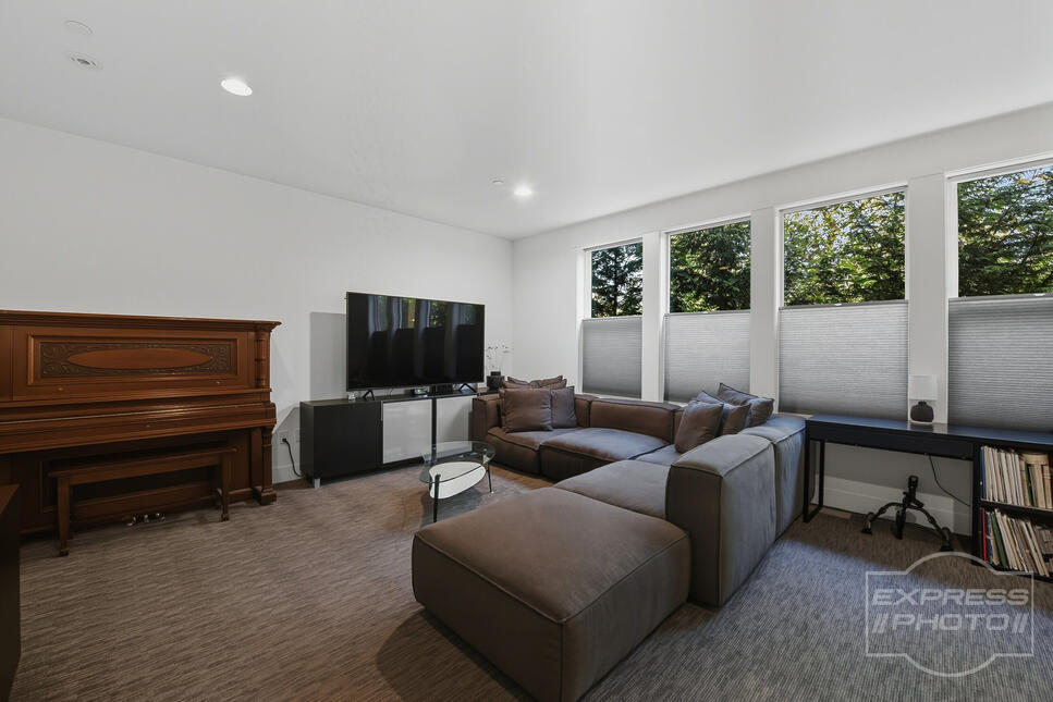 Redmond Contemporary Home