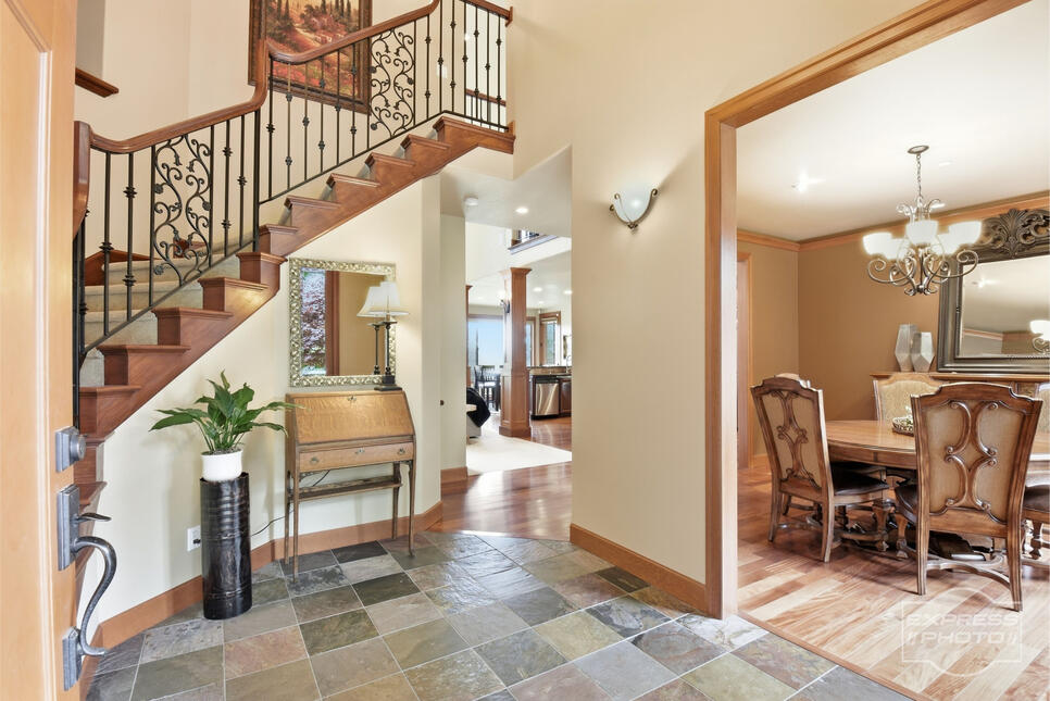Auburn Luxury Home Auburn Luxury Home