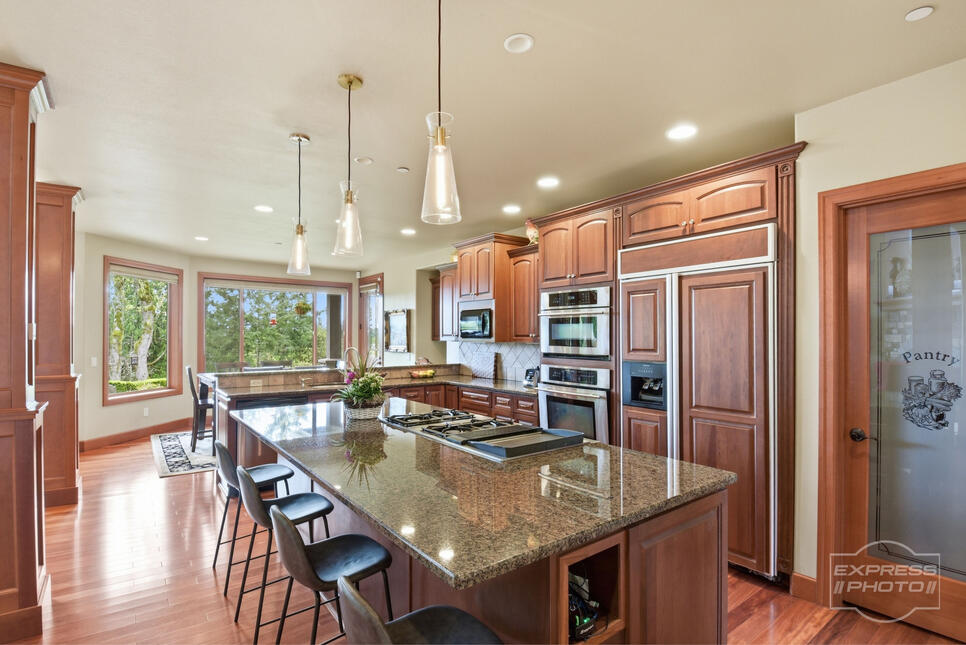 Auburn Luxury Home Auburn Luxury Home